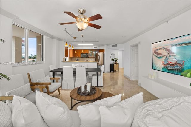 2011 N Ocean Boulevard 401, Fort Lauderdale, FL 33305
