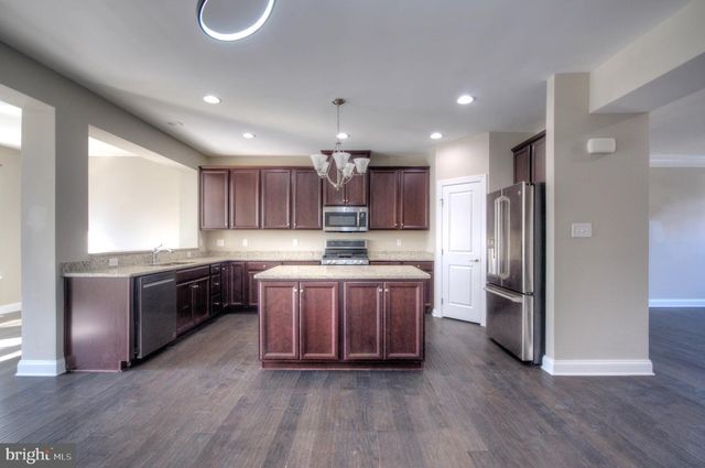 103 ISABELLE CT, Marlton, NJ 08053