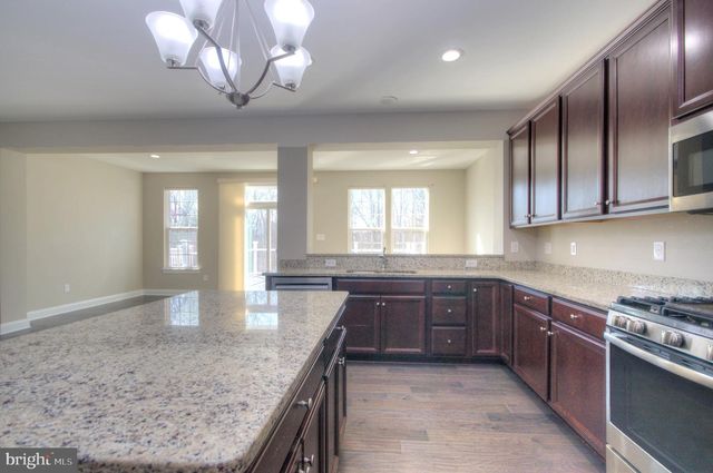 103 ISABELLE CT, Marlton, NJ 08053