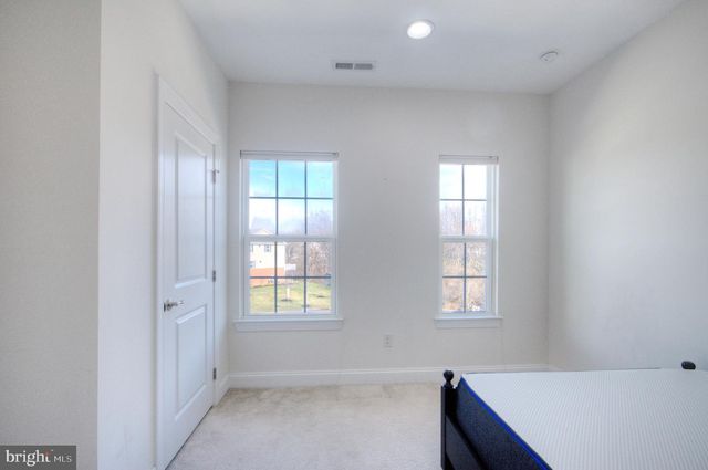 103 ISABELLE CT, Marlton, NJ 08053