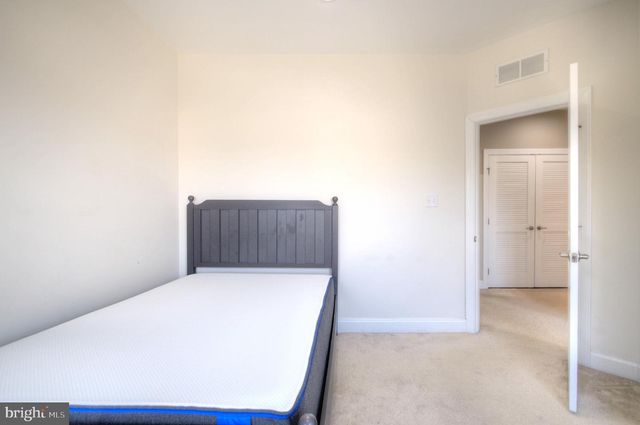 103 ISABELLE CT, Marlton, NJ 08053