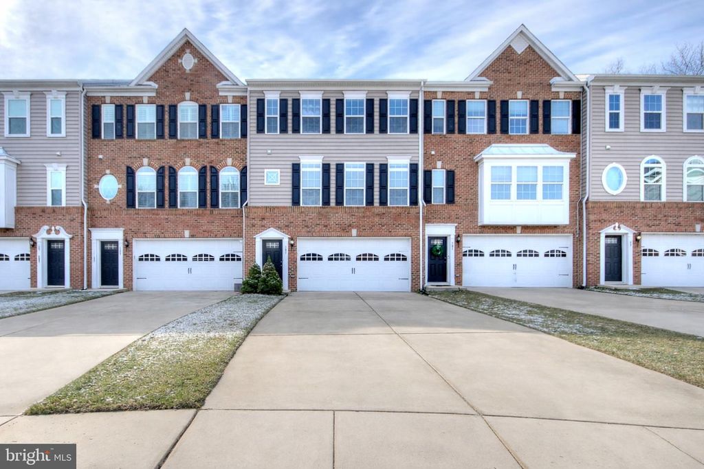 103 ISABELLE CT, Marlton, NJ 08053