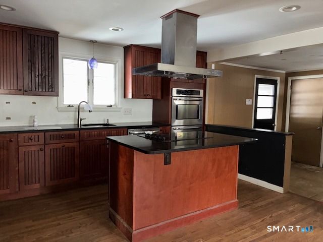 23 Woodpark Drive, Watertown, CT 06795