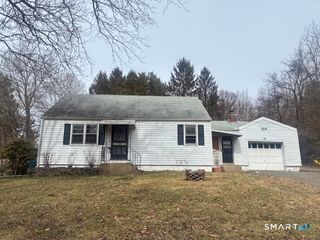 23 Woodpark Drive, Watertown, CT 06795