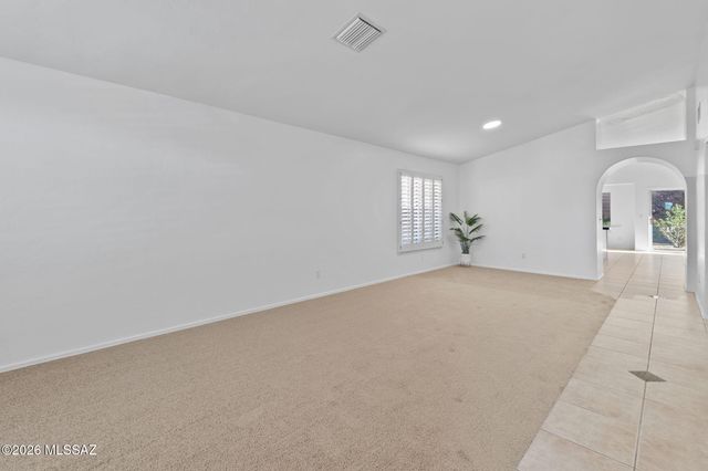 685 W Placita Vega Vista, Tucson, AZ 85737