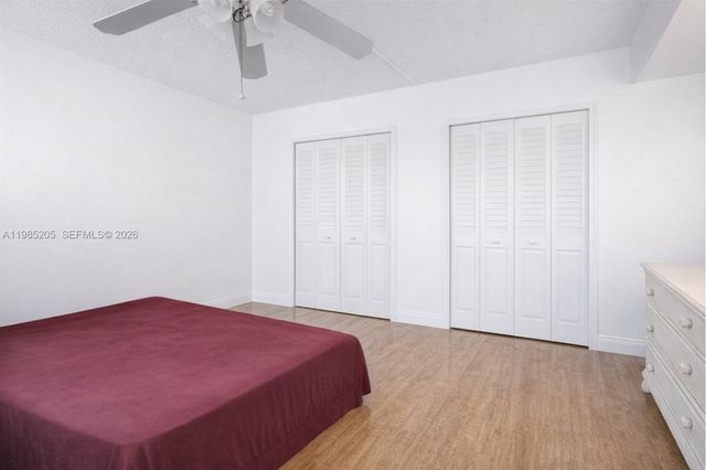 1750 NE 191st St 106-1, Miami, FL 33179