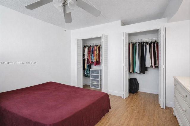 1750 NE 191st St 106-1, Miami, FL 33179