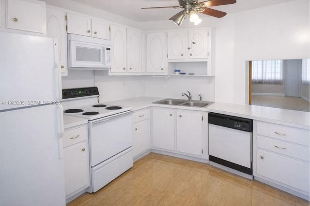 1750 NE 191st St 106-1, Miami, FL 33179