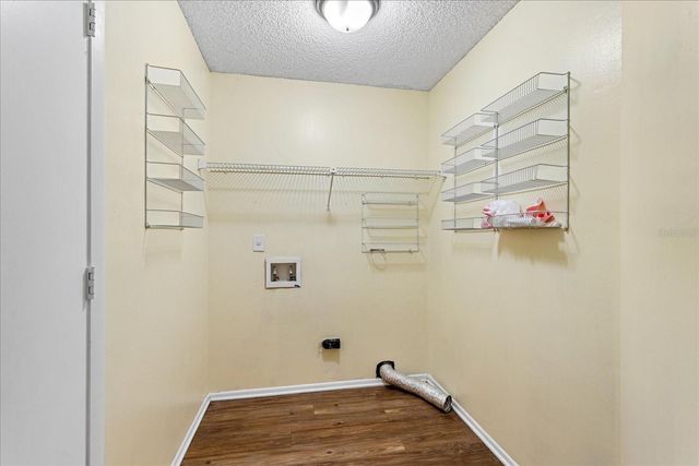 1018 POND APPLE COURT, Oviedo, FL 32765