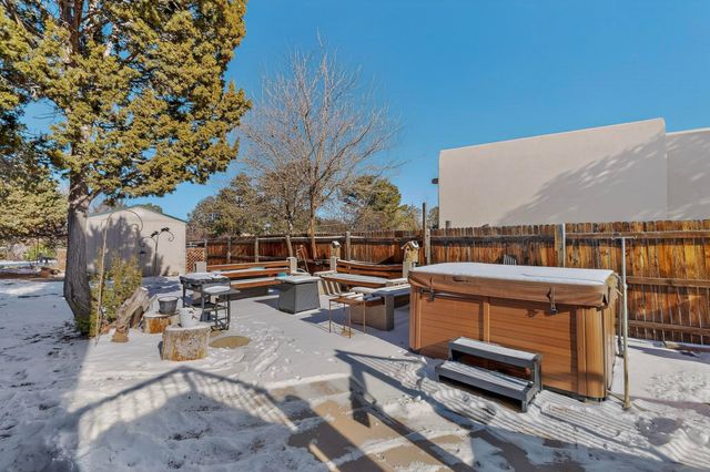 2609 Via Caballero Del Norte, Santa Fe, NM 87505