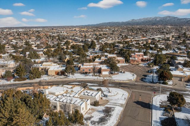 2609 Via Caballero Del Norte, Santa Fe, NM 87505