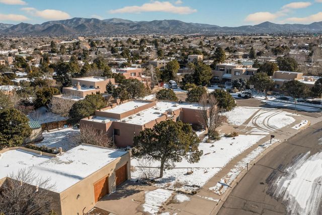 2609 Via Caballero Del Norte, Santa Fe, NM 87505