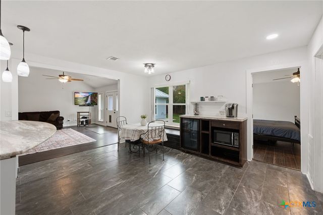 1827 Palace Drive, New Braunfels, TX 78130