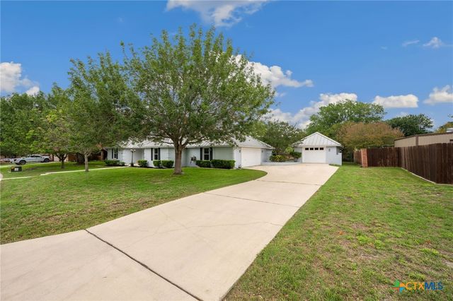1827 Palace Drive, New Braunfels, TX 78130