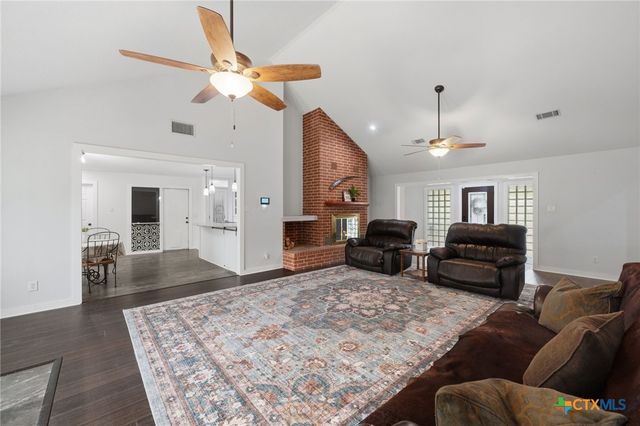 1827 Palace Drive, New Braunfels, TX 78130