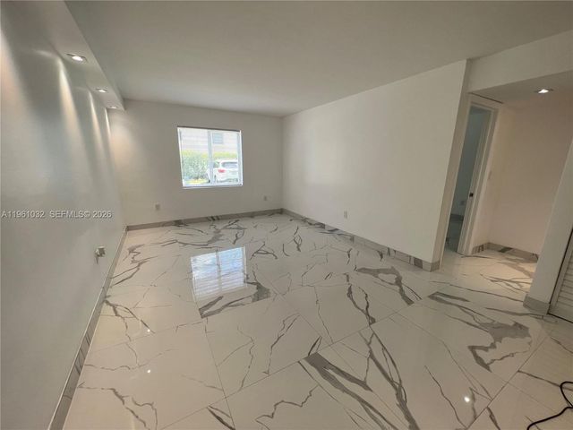 8609 SW 68th Ct 2, Pinecrest, FL 33143