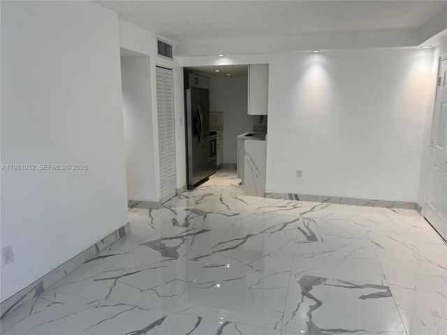 8609 SW 68th Ct 2, Pinecrest, FL 33143