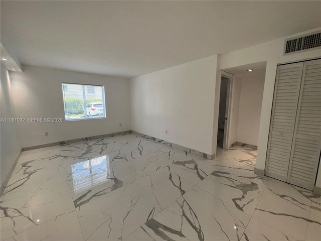 8609 SW 68th Ct 2, Pinecrest, FL 33143