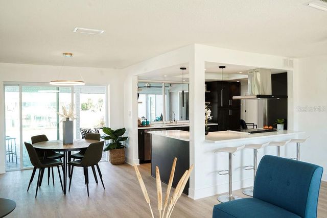 3807 48TH AVENUE S, St Petersburg, FL 33711