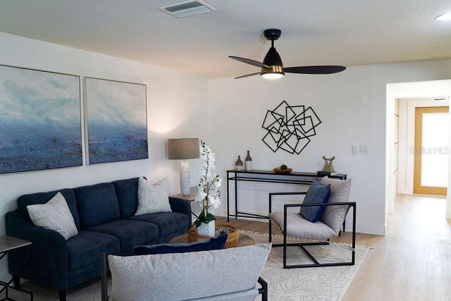 3807 48TH AVENUE S, St Petersburg, FL 33711