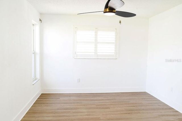 3807 48TH AVENUE S, St Petersburg, FL 33711