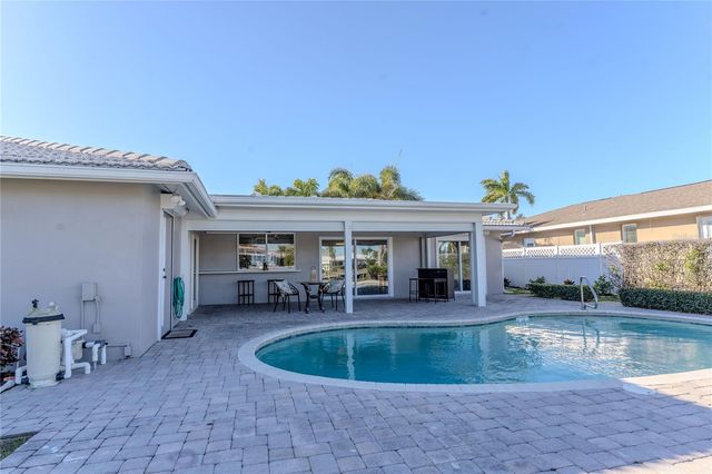 3807 48TH AVENUE S, St Petersburg, FL 33711