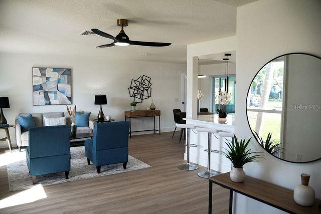 3807 48TH AVENUE S, St Petersburg, FL 33711