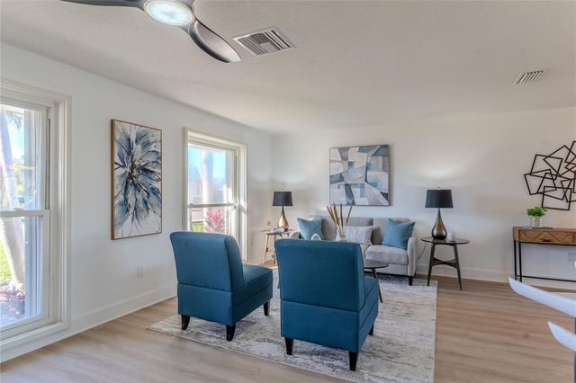 3807 48TH AVENUE S, St Petersburg, FL 33711