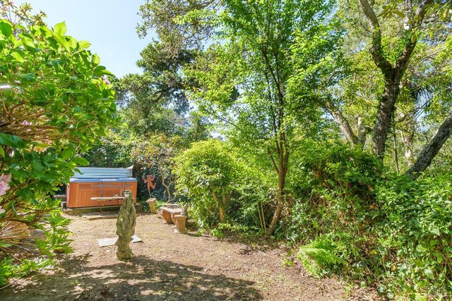 244 Manor Dr, Mill Valley, CA 94941