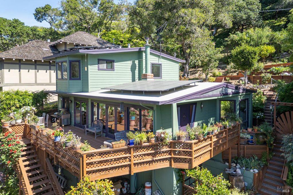 244 Manor Dr, Mill Valley, CA 94941