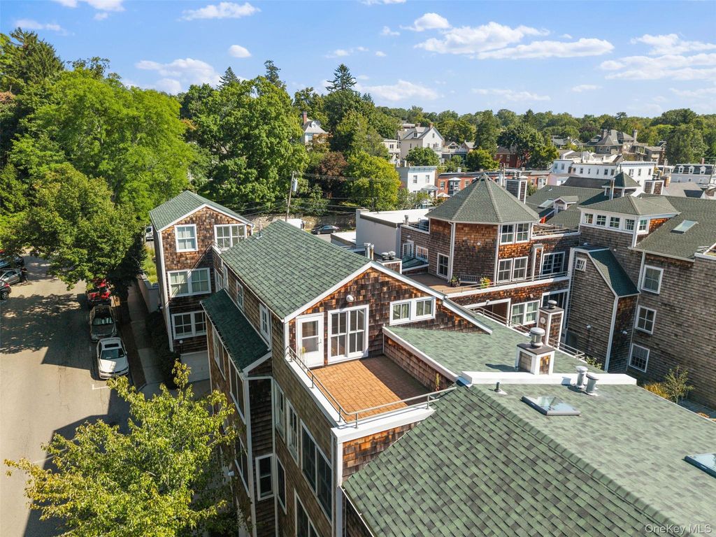 27 N Buckhout Street 10, Irvington, NY 10533 — photo 3