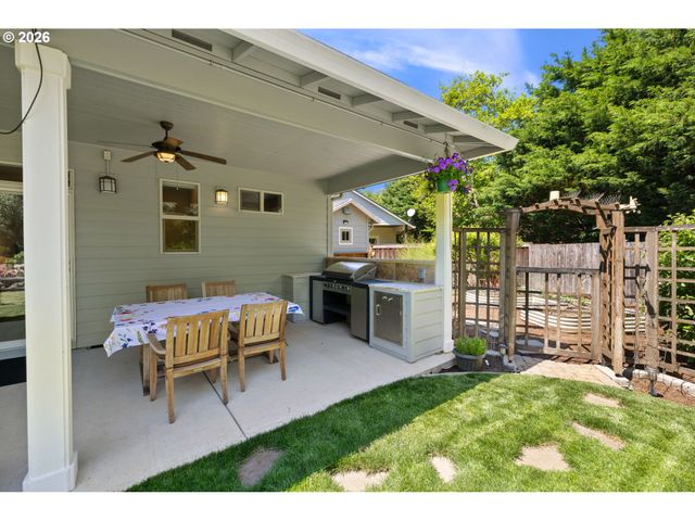 2592 N P Cir, Washougal, WA 98671
