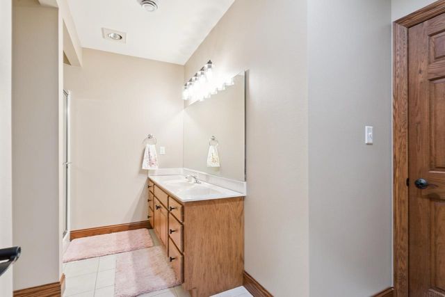 4818 W 4th Street, Waterloo, IA 50701