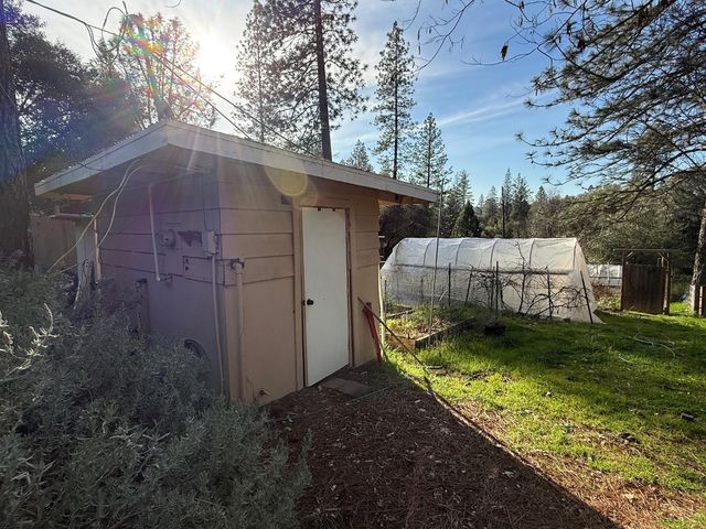 21614 Rockaway Rd, Nevada City, CA 95959