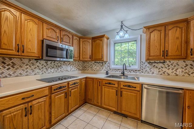 107 Tiger Street, Waynesville, MO 65583