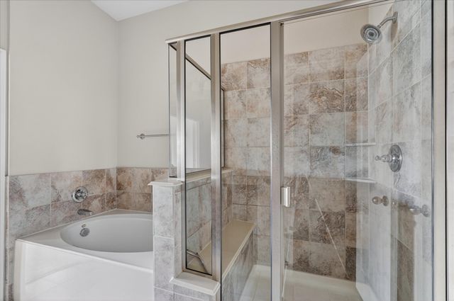 897 Shelby Lane, Lewisville, TX 75056