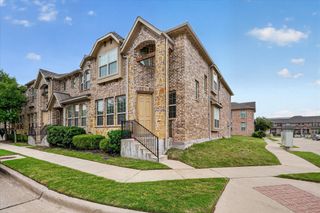 897 Shelby Lane, Lewisville, TX 75056
