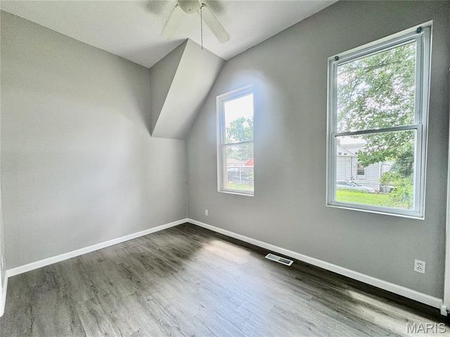 420 E McKinley Street, Belleville, IL 62220