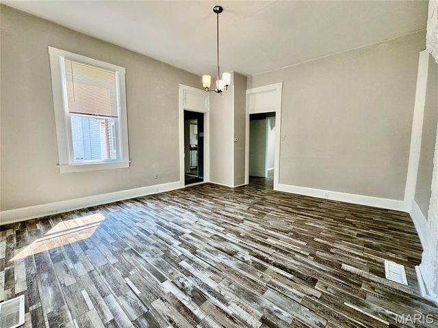 420 E McKinley Street, Belleville, IL 62220