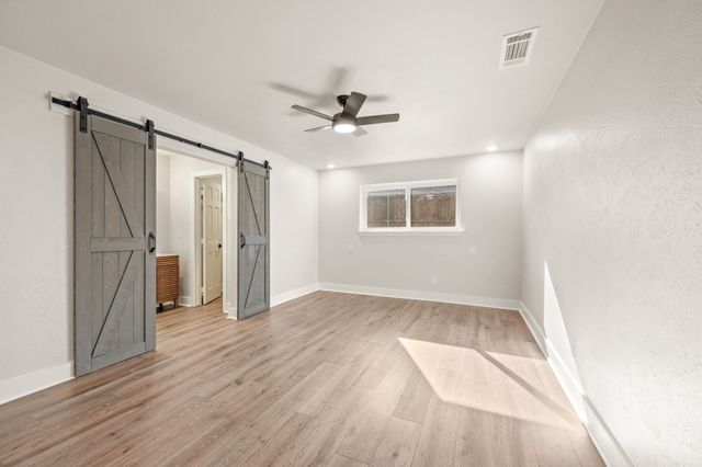 4 Robins Nest Drive, Hickory Creek, TX 75065