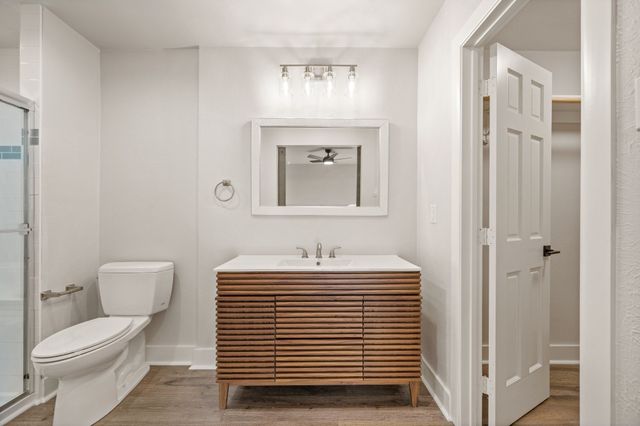 4 Robins Nest Drive, Hickory Creek, TX 75065