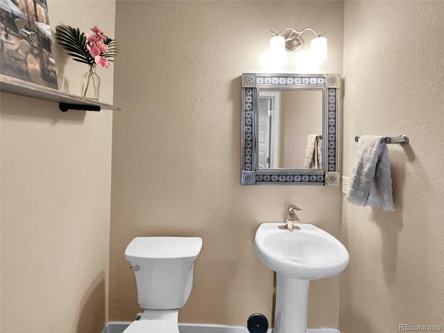 2074 W 66th Avenue, Denver, CO 80221