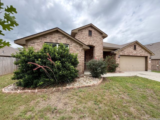646 Ridge Lawn Dr, New Braunfels, TX 78130