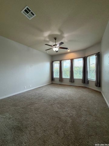 646 Ridge Lawn Dr, New Braunfels, TX 78130