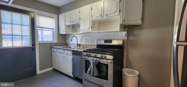 213 RIVERTHORN RD, Baltimore, MD 21220