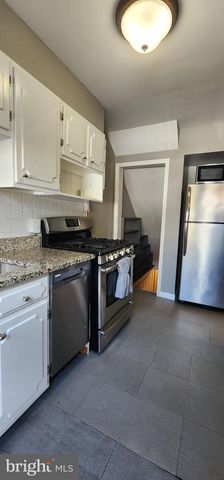 213 RIVERTHORN RD, Baltimore, MD 21220