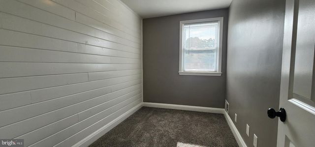 213 RIVERTHORN RD, Baltimore, MD 21220