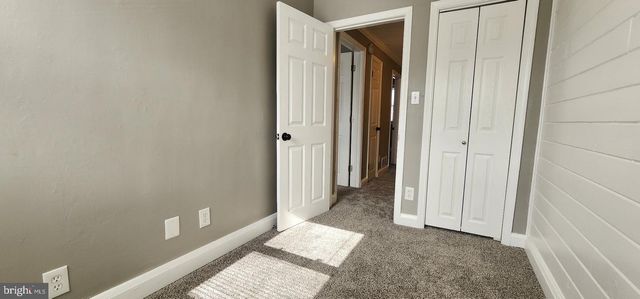 213 RIVERTHORN RD, Baltimore, MD 21220