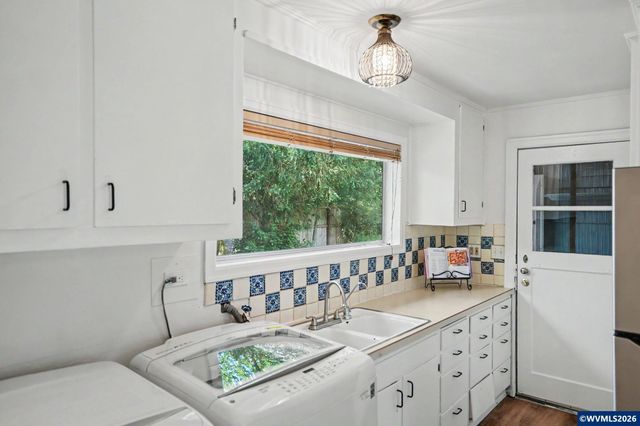 3500 NW Van Buren Av, Corvallis, OR 97330