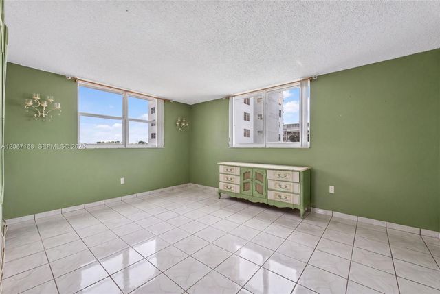 12500 NE 15th Avenue 306, North Miami, FL 33161